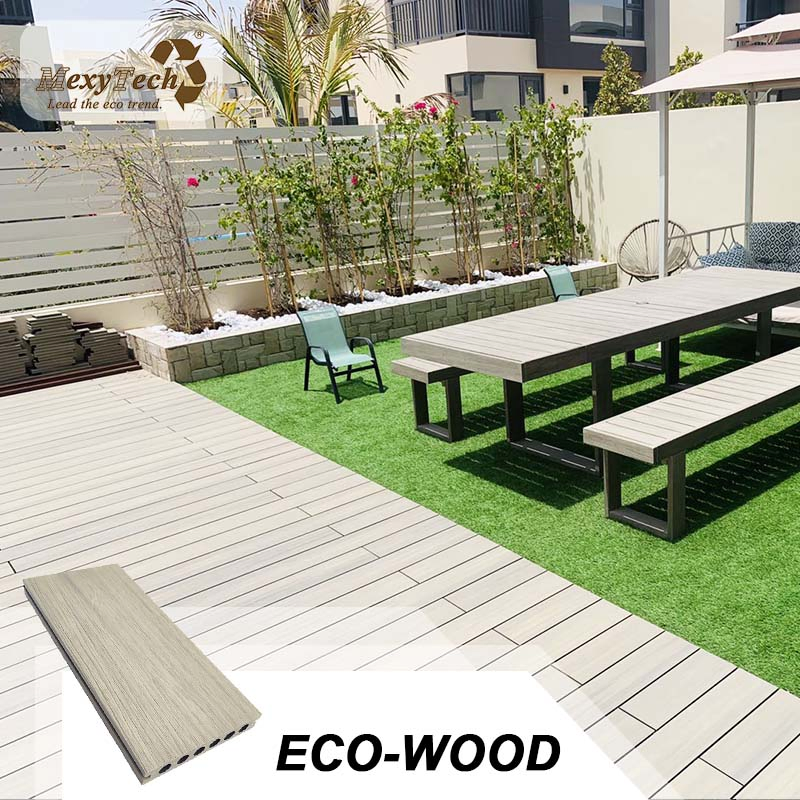 Public Project Application Outdoor WPC Decking