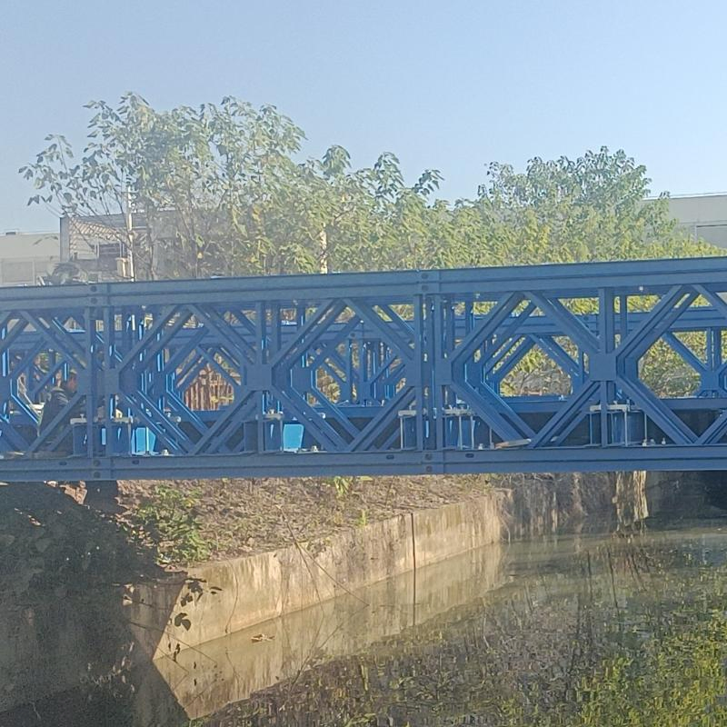 Durable Steel Structure Pedestrian Bridge for Temporary Installations