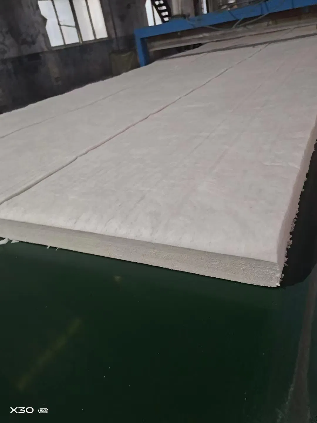 Thermal Insulation Material for Steam Boiler Pipes Aluminum Silicate Felt High Temperature Glass Wool Felt Glass Wool Tube Shell