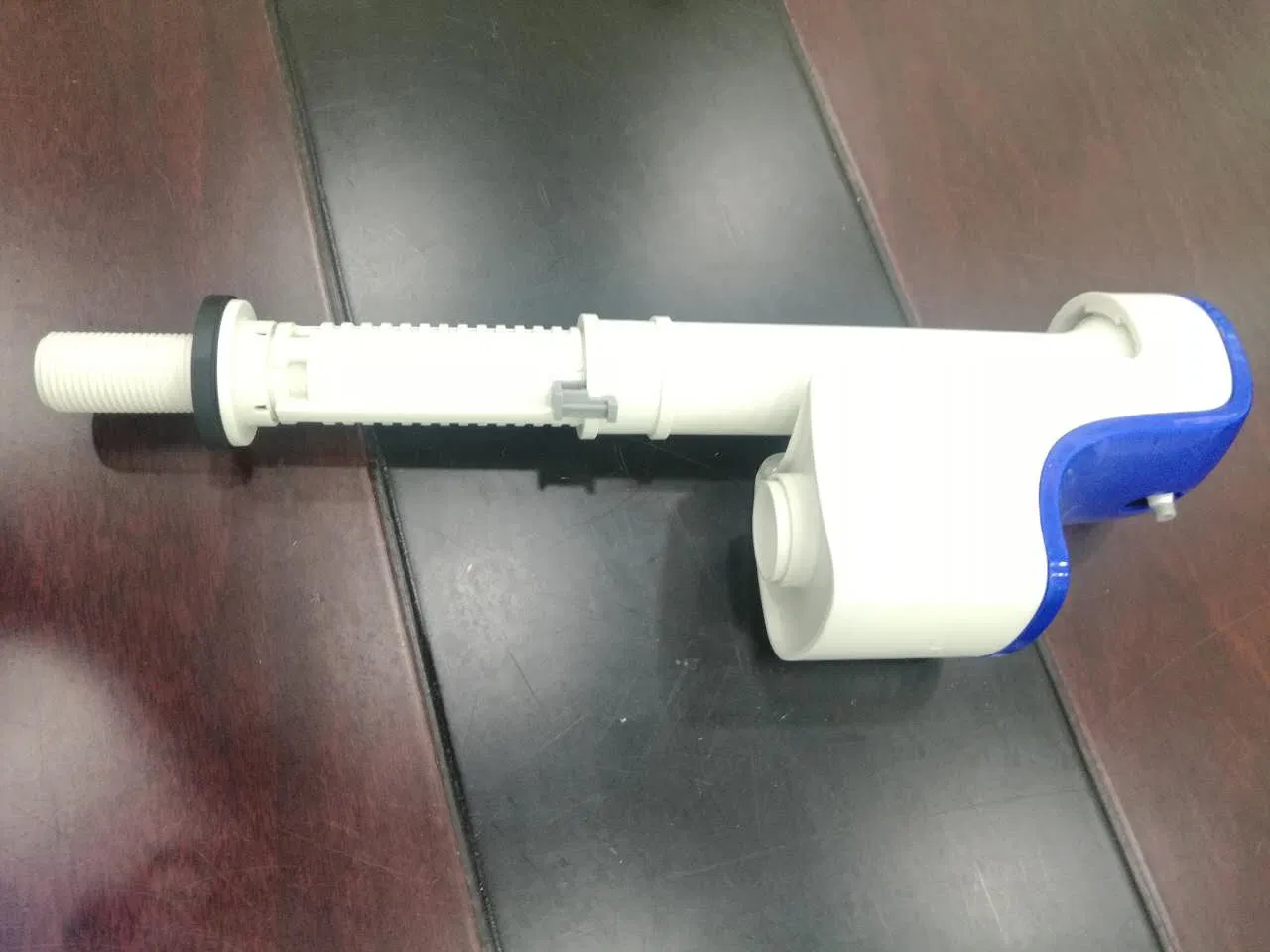 Toilet Water Tank Fitting of Ceramic