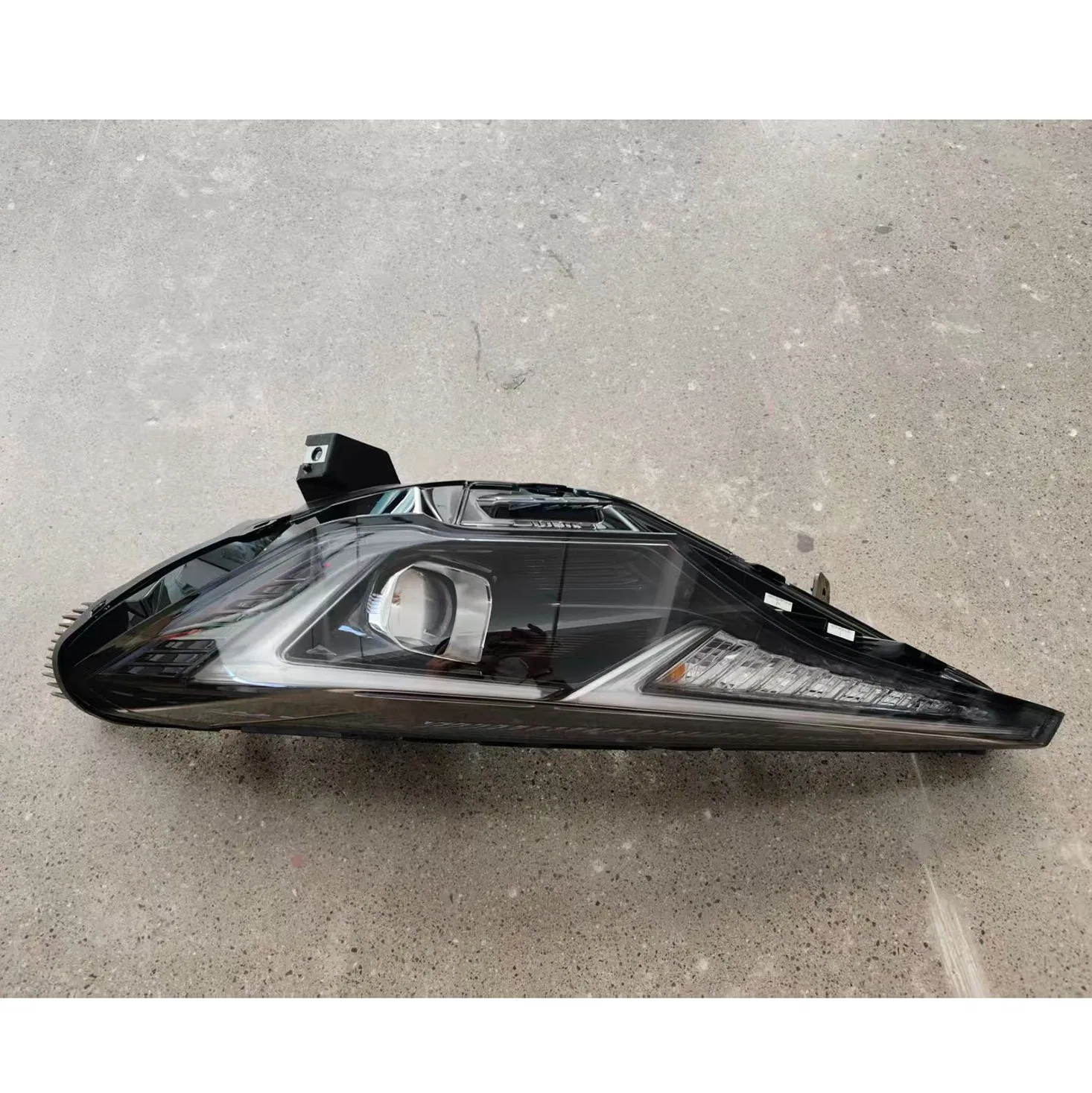 Changan Eado Plus Left Headlight Assembly, Fast Start/Response