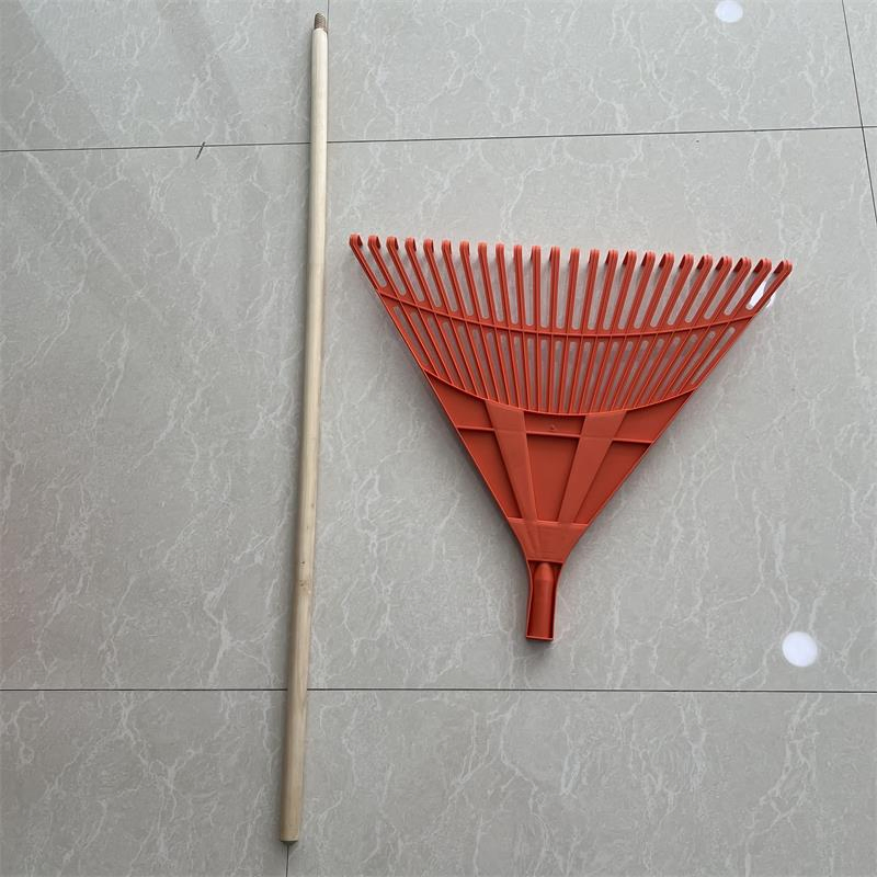 Plastic Rake Garden Rake Agricultural Rake with Long Wood Handle