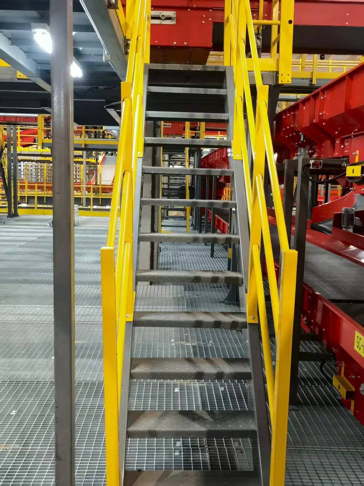 High Quality Resistant to Rust Commercial Steel Staircases for Heavy Industrial Site
