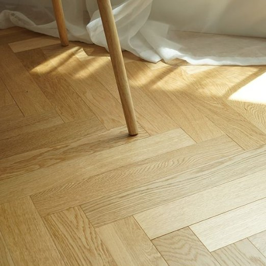 Fire Proof Flooring AC5 Waterproof Fish Bone Fashion Looknon-PVC Flooring Hybrid Mineral Board Mineral Flooring Mineral Core Flooring Antibacterial MGO Flooring