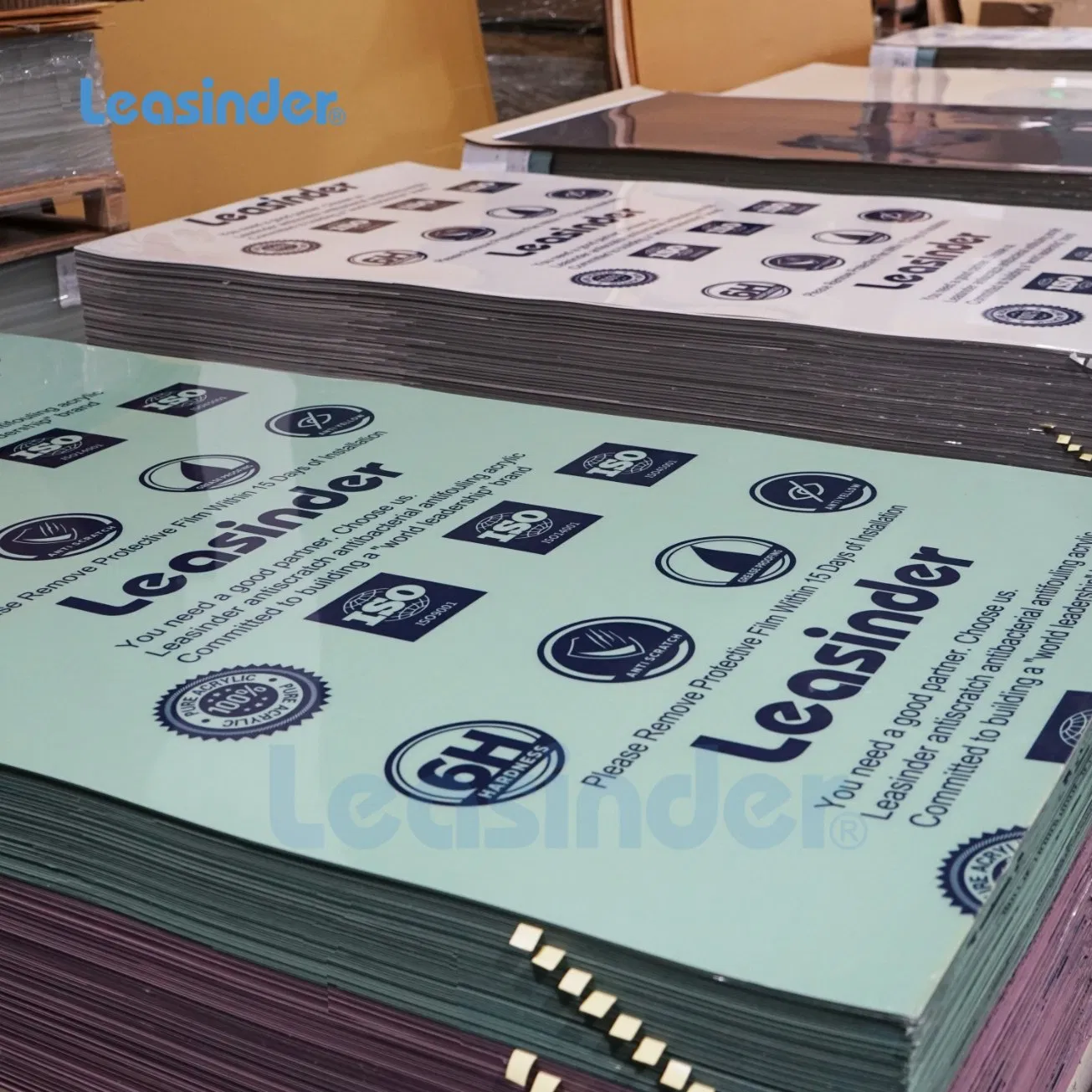 Leasinder High Quality China Factory 1220*2440mm Clear Pure High Glossy Matt Wood Marble Grain for Decoration 4X8FT Antiscratch Acrylic Laminate Sheet