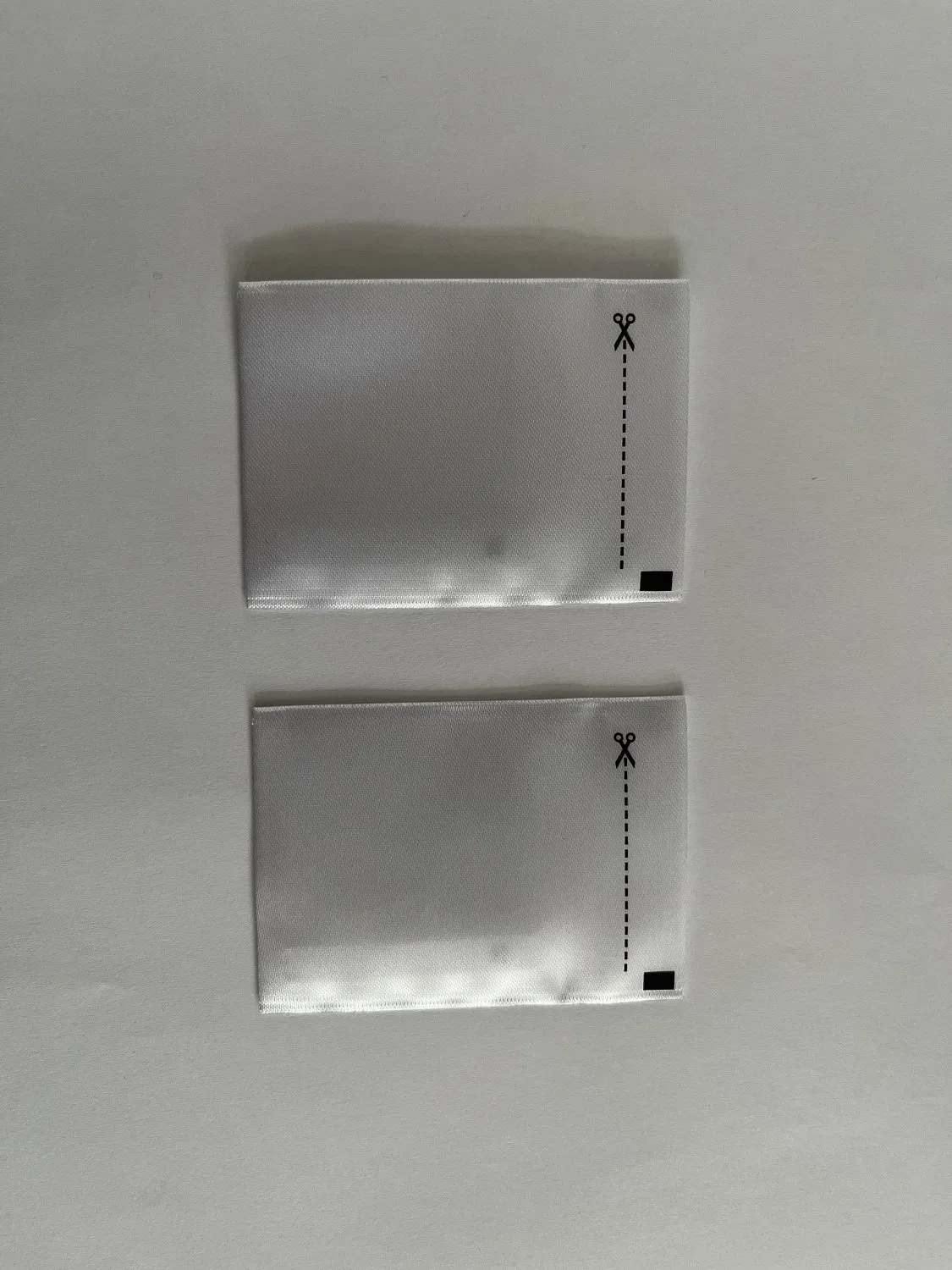 Garment Anti-Theft EAS Woven Labels Textile Rretail Alarming Security Chip Label for Clothes