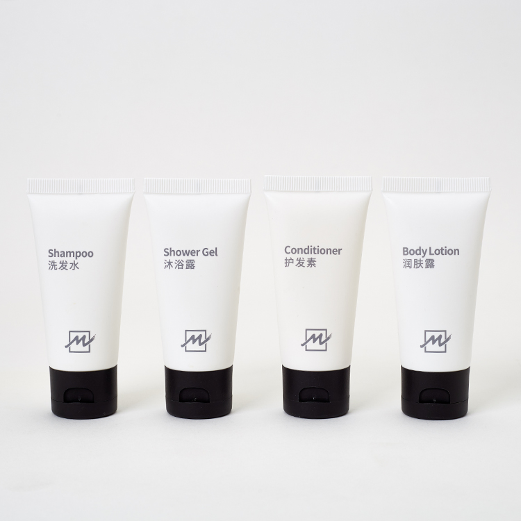 Custom 5 Star Disposable Hotel Size Toiletries Kit Personalized Luxury Hotel Guest Supplies Amenities Set Manufacturers