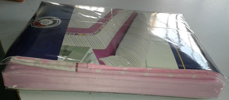 Popular and Hot Sale Printing DOT Design, Luxury and Comfortable Sheet Set, Bedding Set/Conjunto De Hojas/Ropa De Cama