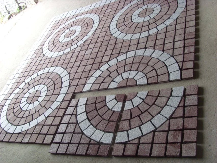 Natural Grey Granite Cube Stone with Nesh Cobble Paving Stone Outdoor
