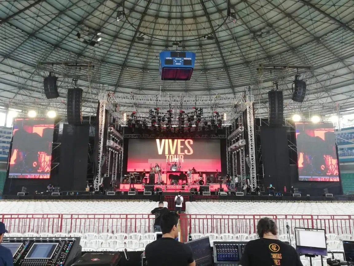 Good Quality High Refresh Slim Indoor Outdoor Waterproof P2.976 P3.91 P4.81 3D Giant Stage LED Advertising Billboard in Concert