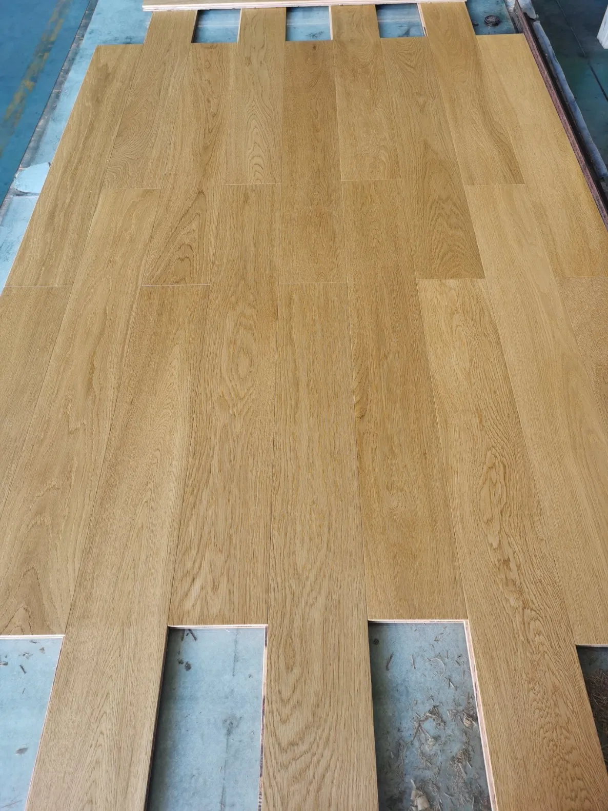 Eco Indoor Timber Flooring Multilayered European 15mm 18mm Engineered Hardwood White Oak Wood Flooring