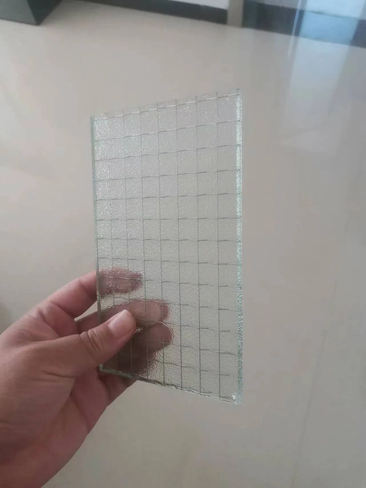 High Transparency 6mm Fireproof Explosion-Proof Clear Wire Glass Wired Glass Price