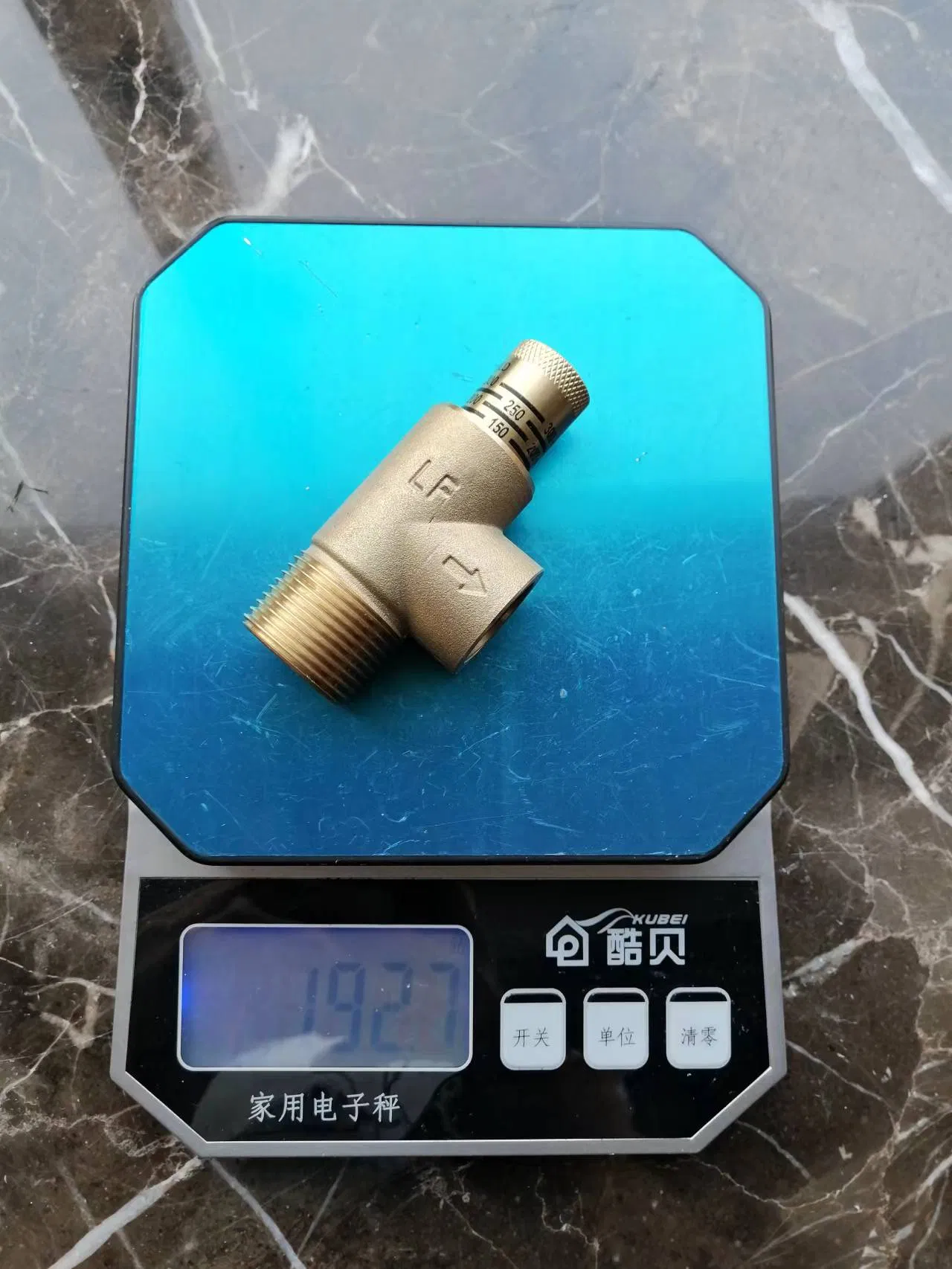 Предохранительный клапан 1/2" с регулировкой