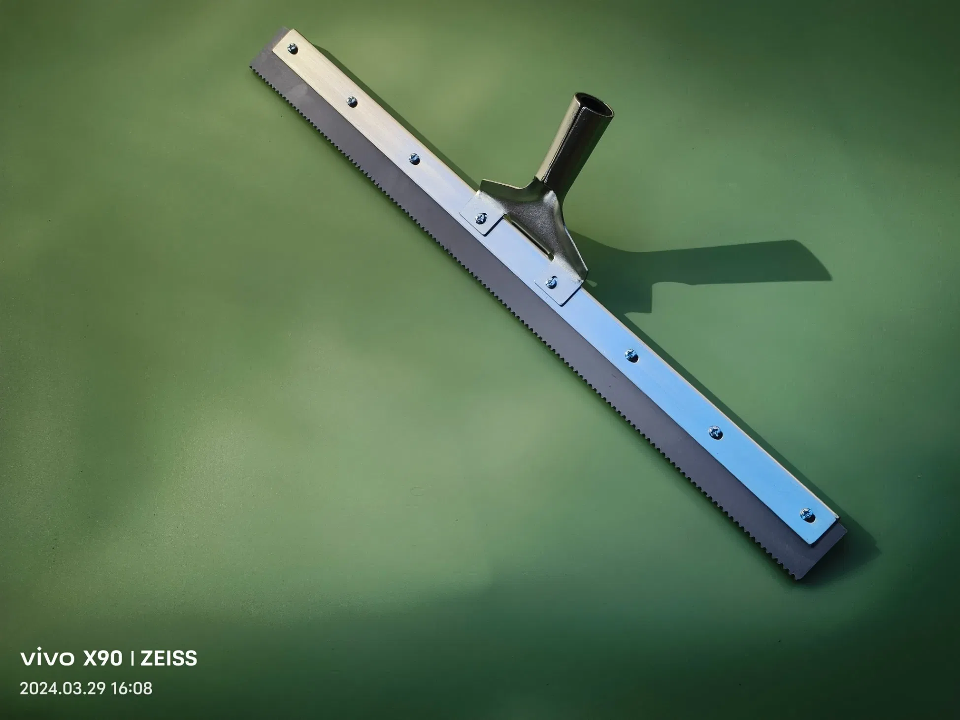 Rubber Notched Serrated Squeegee for Epoxy Coating