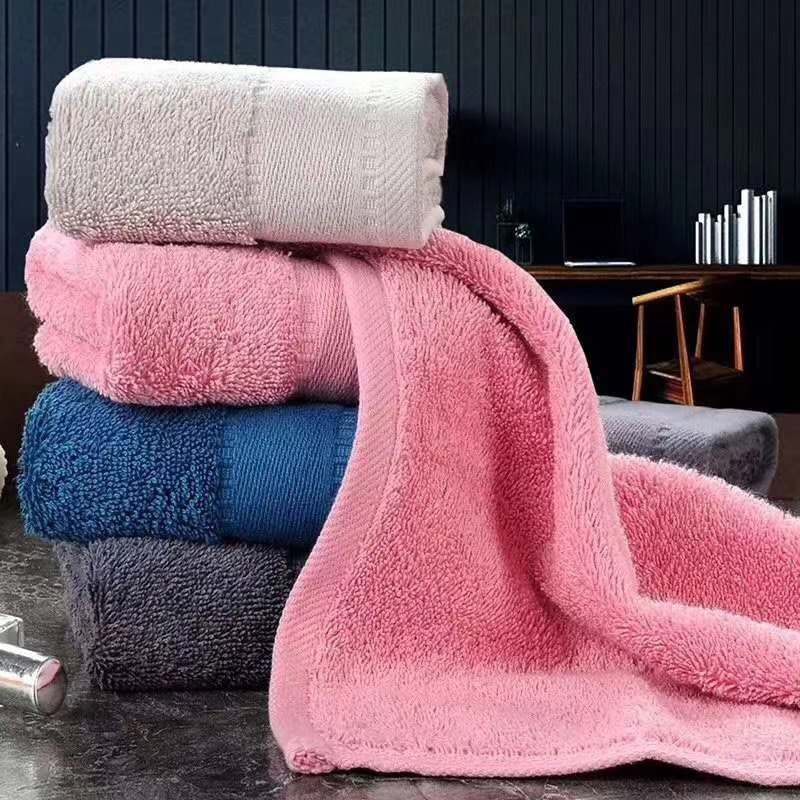 Bath Towel for Hotel Room with Different Colors