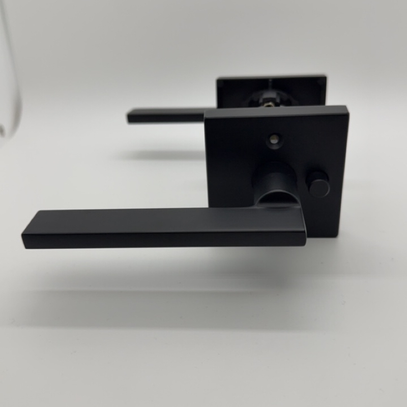 Modern Matte Black Bathroom Lock with Zinc Alloy Lever Design