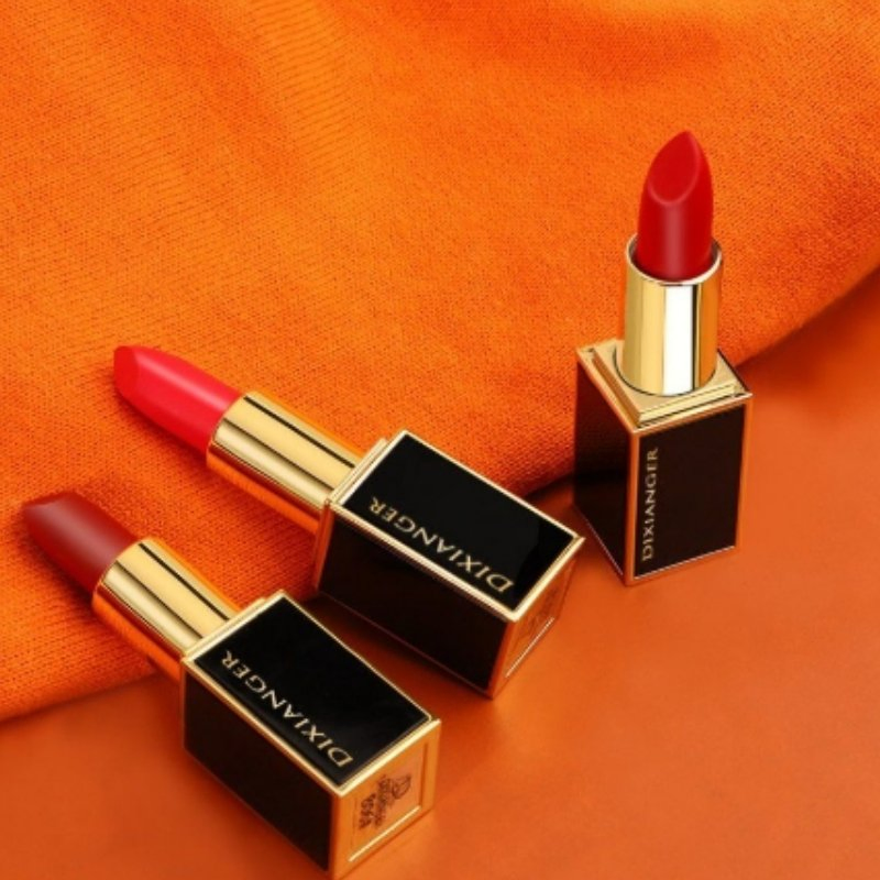 Hot Sale Lipstick Lasting Moisturizing Waterproof Moisturizing Fashion Charm Lipstick