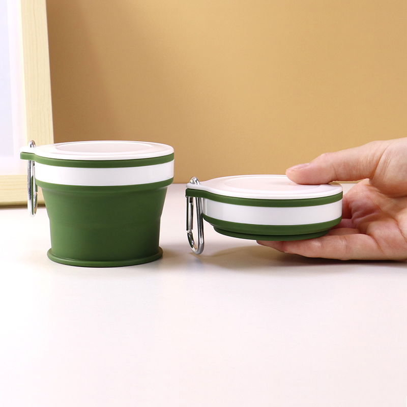 Customized BPA Free Food Grade Silicone Collapsible Pocket Size 170ml 200ml Foldable Mug Silicon Folding Cup for Water Juice Coffee Cola Tea Milk and Ice-Cream
