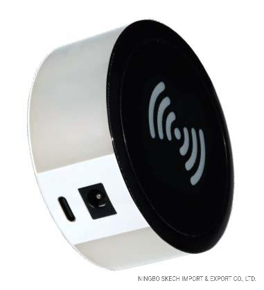 LED Light Desktop Quick 15W USB Wireless Charger Qi Fast Wireless Charging with Changeable LED Color for Any Qi-Enabled Devices