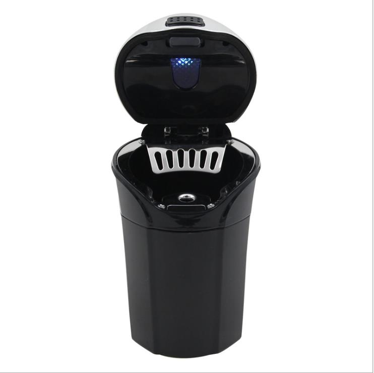 Автомобильная пепельница New Flip с подсветкой и USB-разъемом