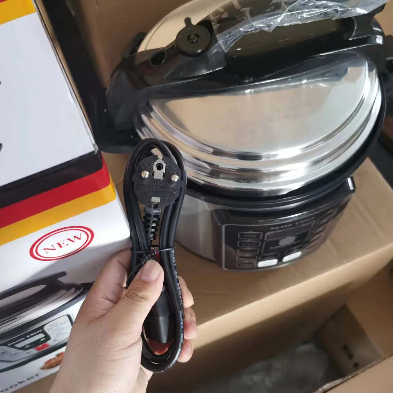 Small Pressure Cooker Electronic Pressure Cooker Automatic Pressure Cooker Commercial Electric Pressure Cooker 110V 5.5L Pressure Cooker Wholesale Price