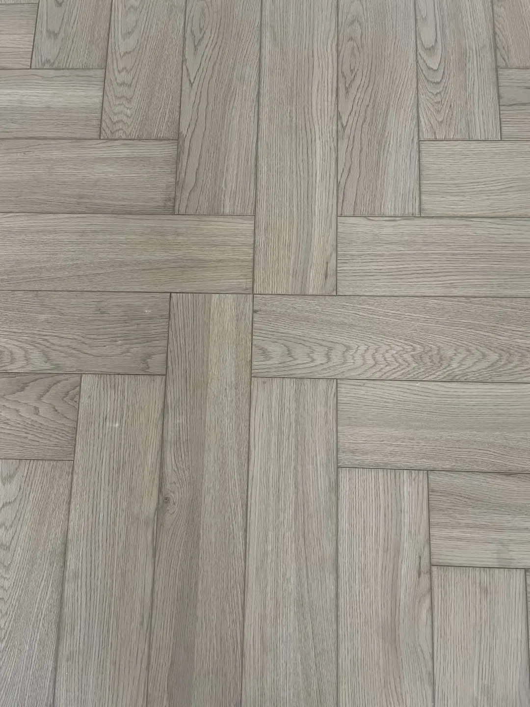 12mm AC5 Wood Herribone HDF Laminate Flooring