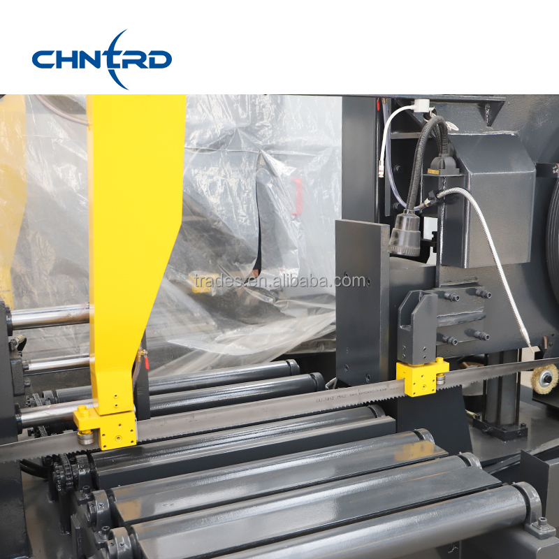 Ленточная пила по металлу полуавтоматическая