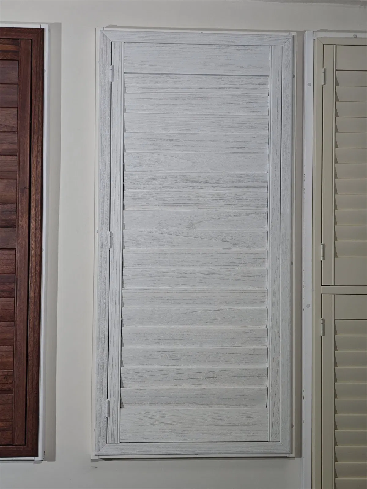 Heat Insulation Paulownia/Basswood Interior Plantation French Shutter Window Wooden Shutters Hot Sale