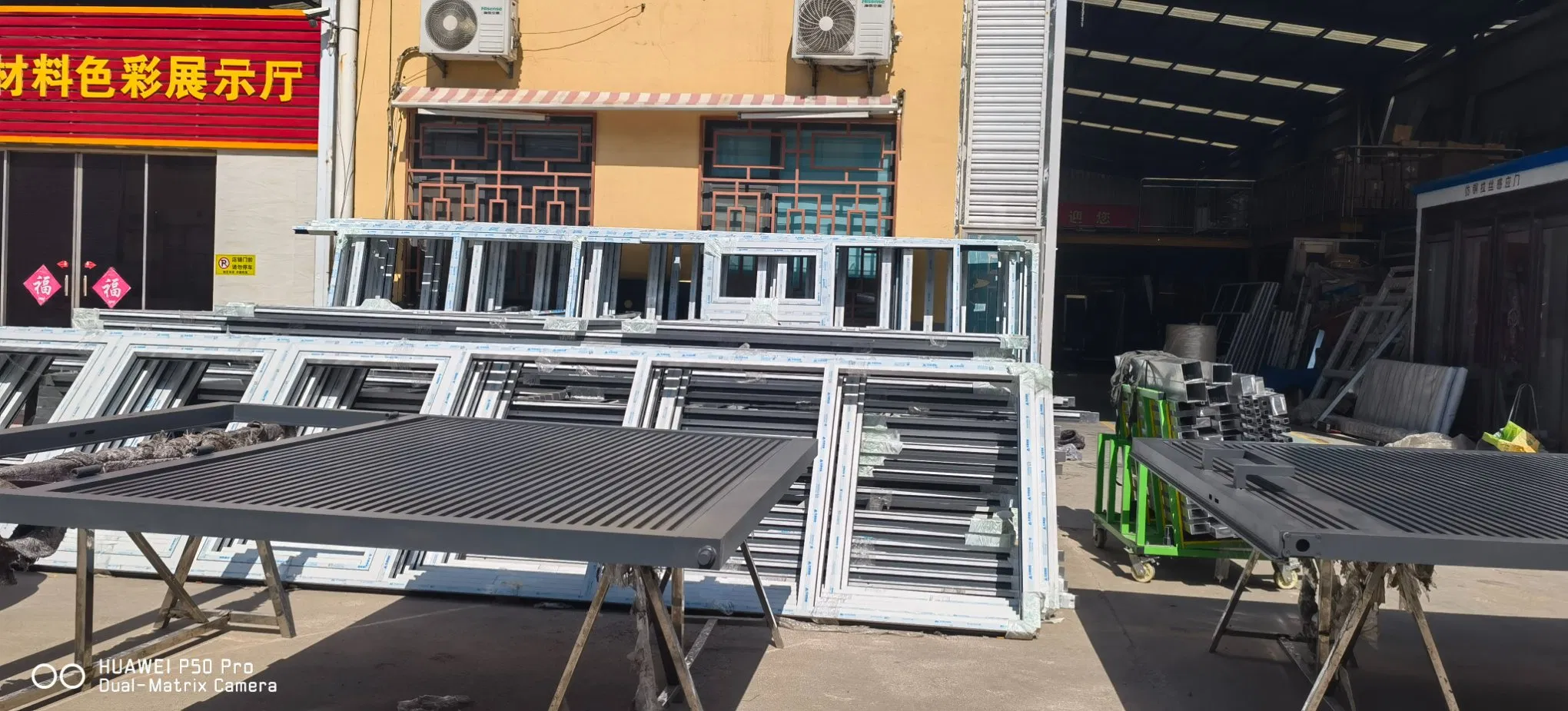 2026 China Manufacturer Building Material Custom Aluminum Alloy Doors and Windows Frame
