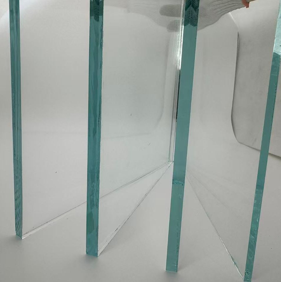 Стекло строительное оптом от 3 до 19 мм