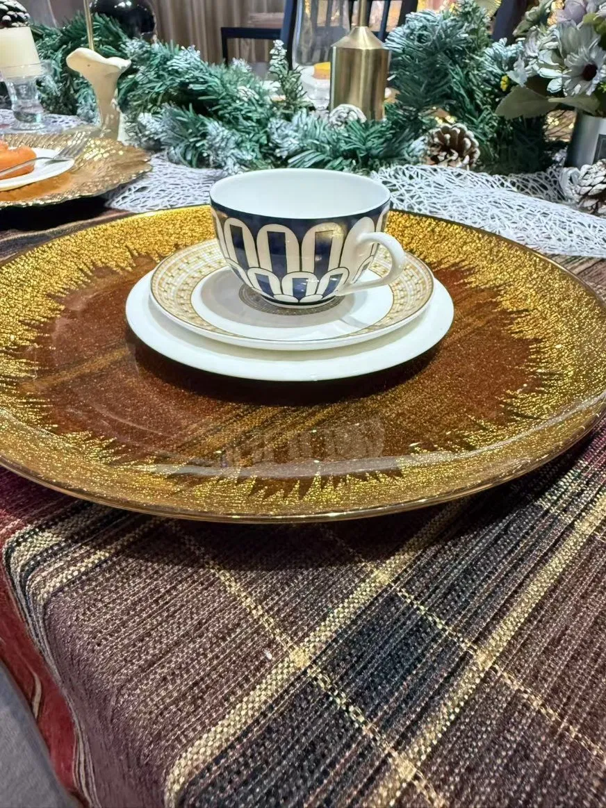 Quality Guaranteed Catering Standard Hotel Supply Elegant Plastic Charger Plate