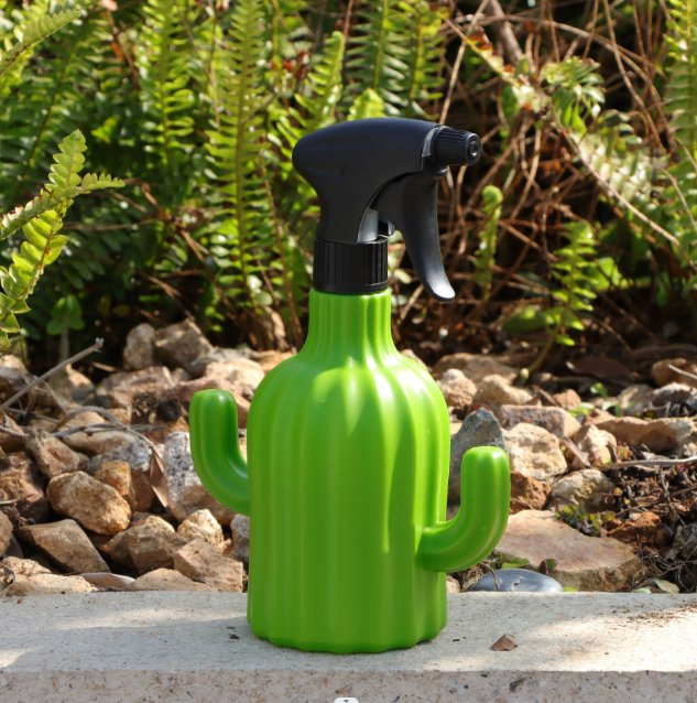 Watering Can Outdoor Plant 1.5 Gallon Plastic Water Cans Green Watering Pot for Office House Indoor Garden (SH-0111-14-1)