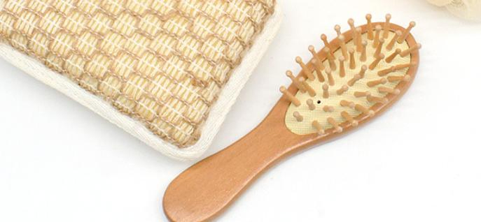 Customized Baby Bath Set Gift Baby Shower Gift Set Newborn Including Loofah Pouf Sponge Foam Sponge and Wood Hair Brush