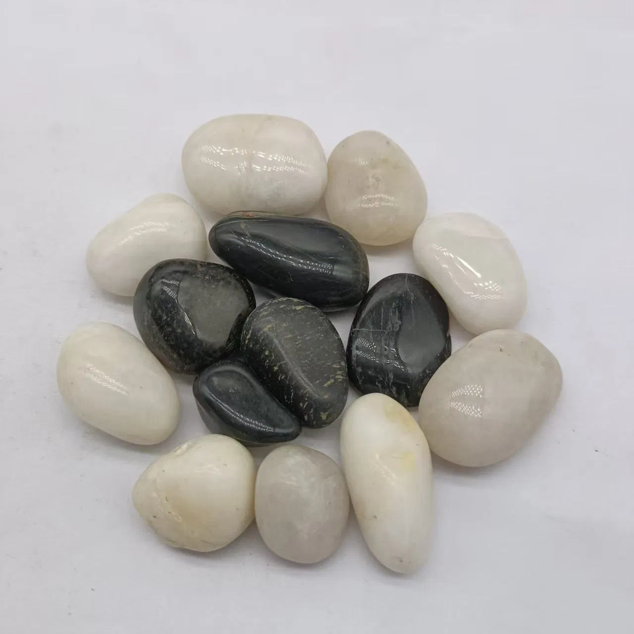 Colorful Decorative Garden Pebbles for Landscaping and Design