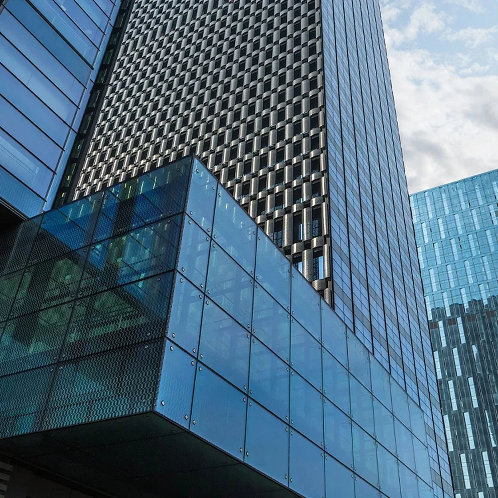 6mm 8mm 0.76 PVB Clear Laminated Glass Price Per M2 Float Glass Tempered Glass