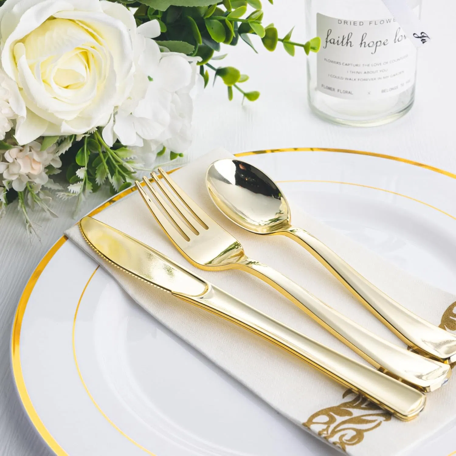 Elegant Gold Plastic Cutlery Set for Parties and Weddings