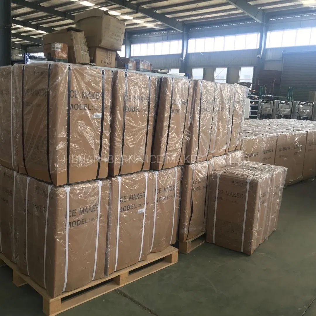 60kg Ice Machine with Two Functions of Self Water Supply and Water Pipe Connection