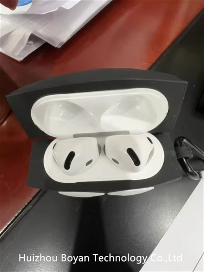 Беспроводные наушники с шумоподавлением 4-го поколения