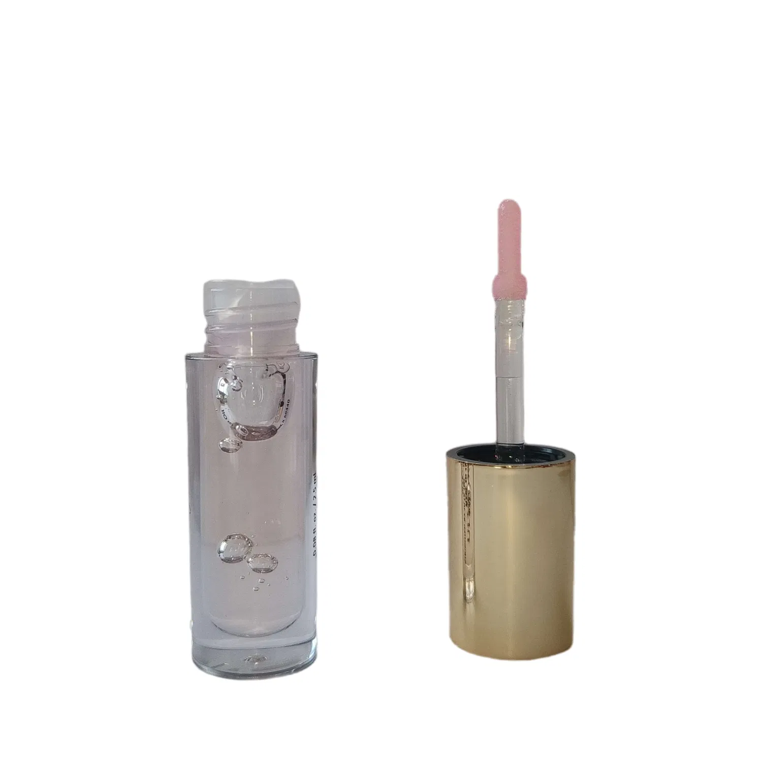 Ultra-Hydrating Lip Oil for Sensitive Skin Relief and Care