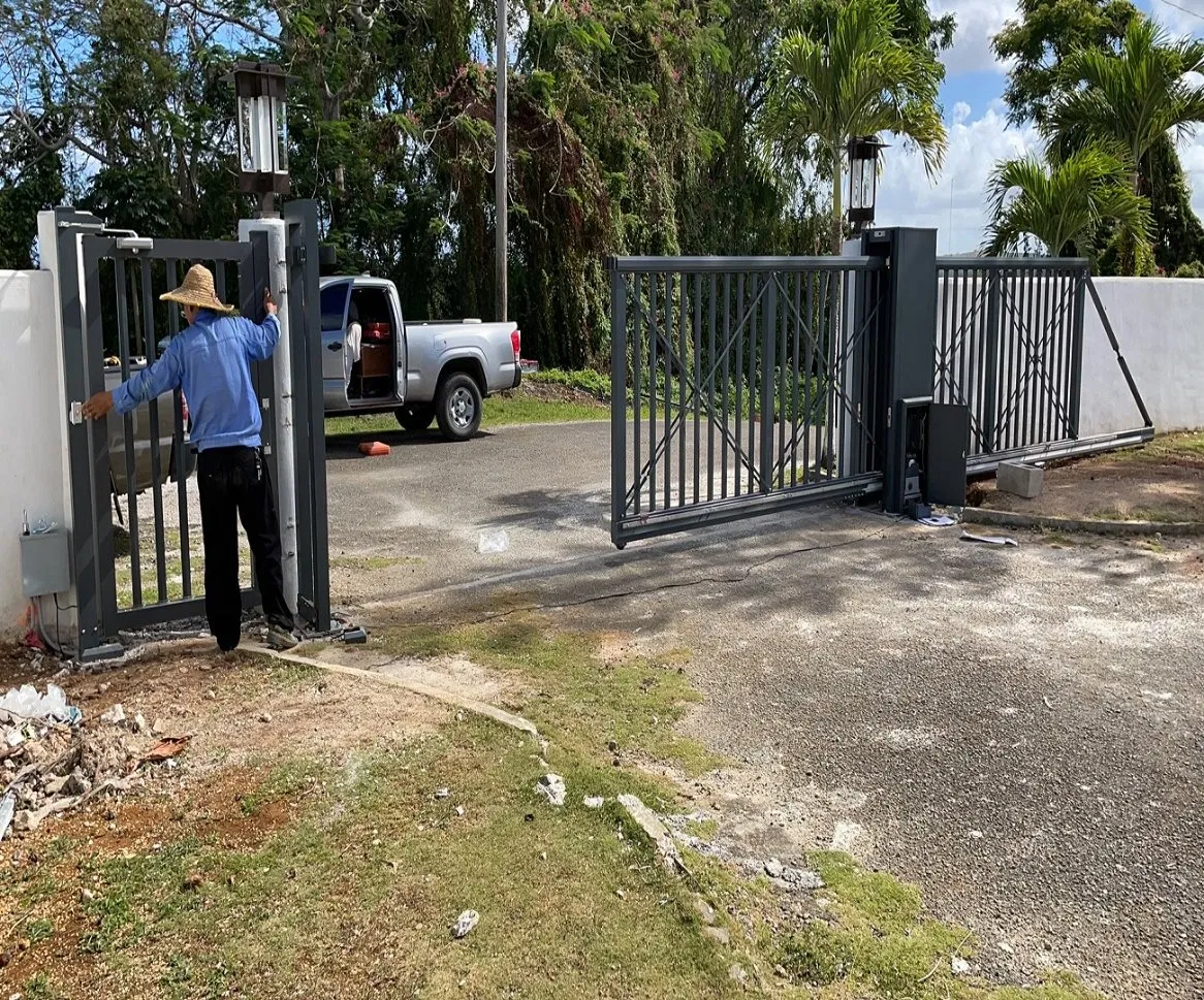 Hot Sale Customized Decorative Courtyard Entrance Aluminum Fence Gate Driveway Sliding Gate