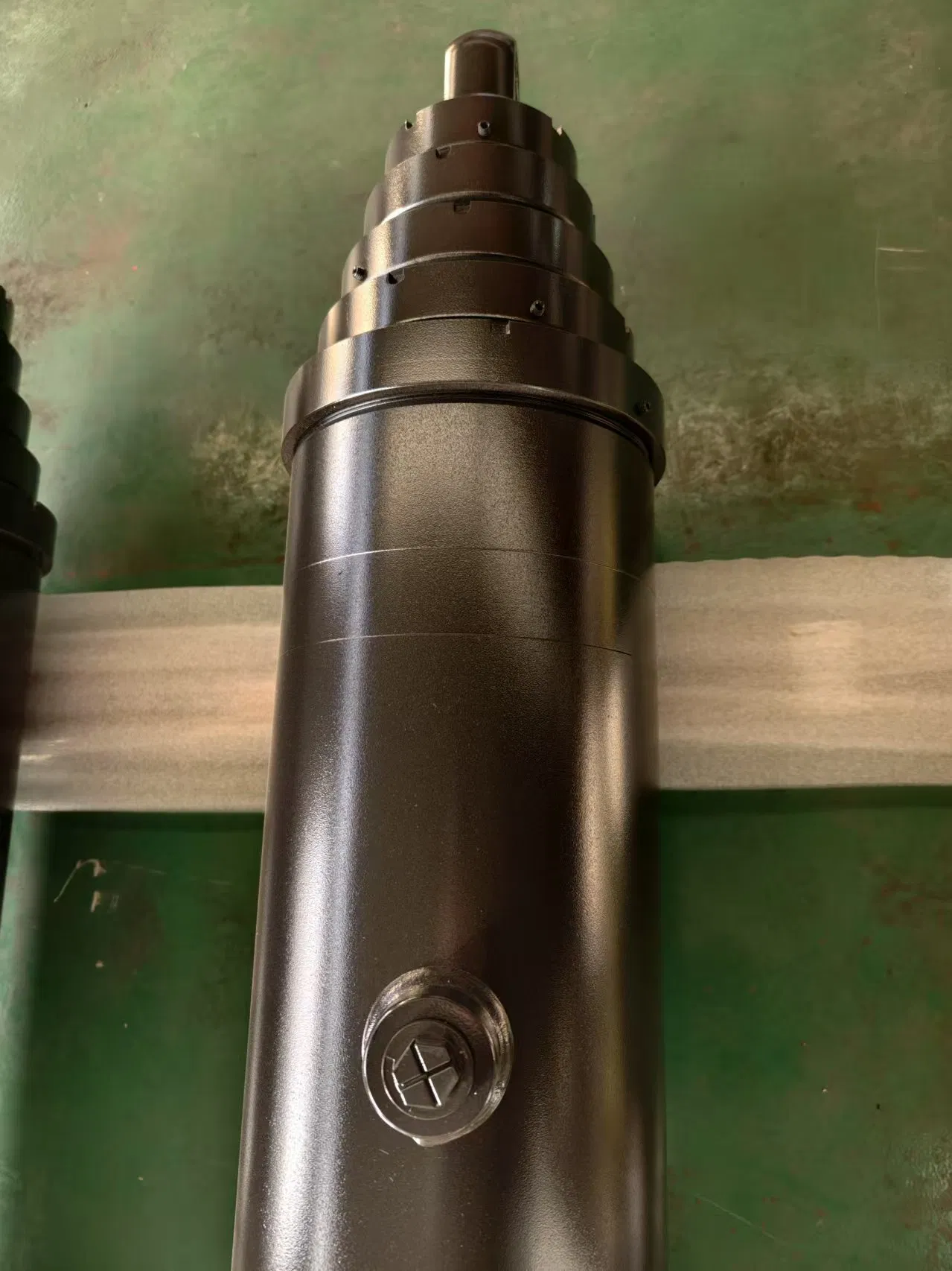 Телескопический гидроцилиндр для самосвала Parker