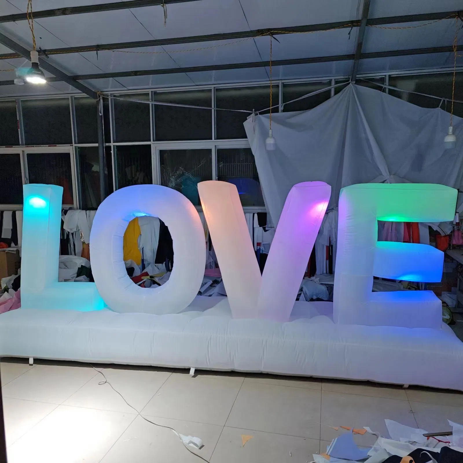 Inflatable Colorful Light-up Letters Love for Valentine's Day Wedding Decorations