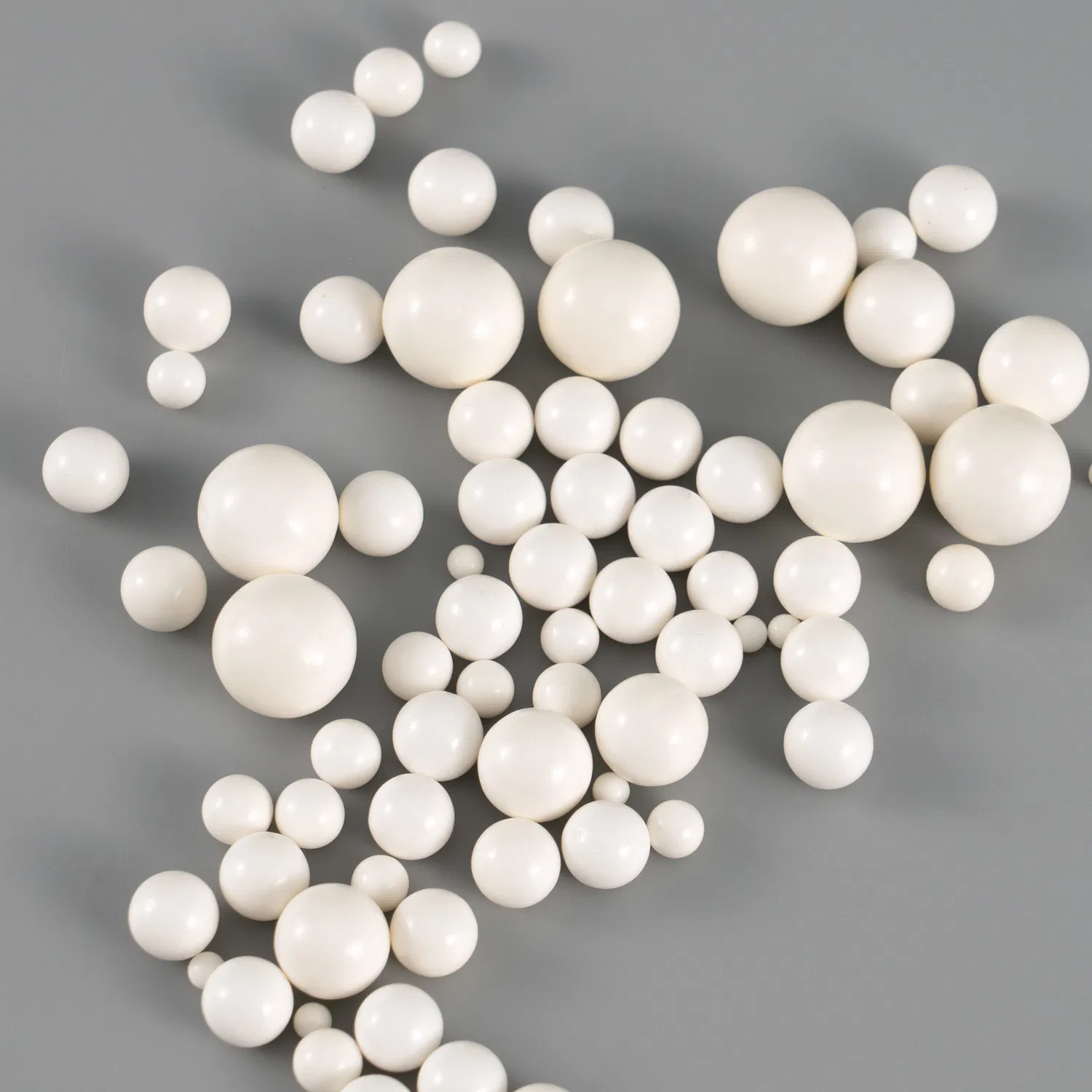 92% Al2O3 Alumina Grinding Ball for Catalyst Support Ceramic Grinding Media