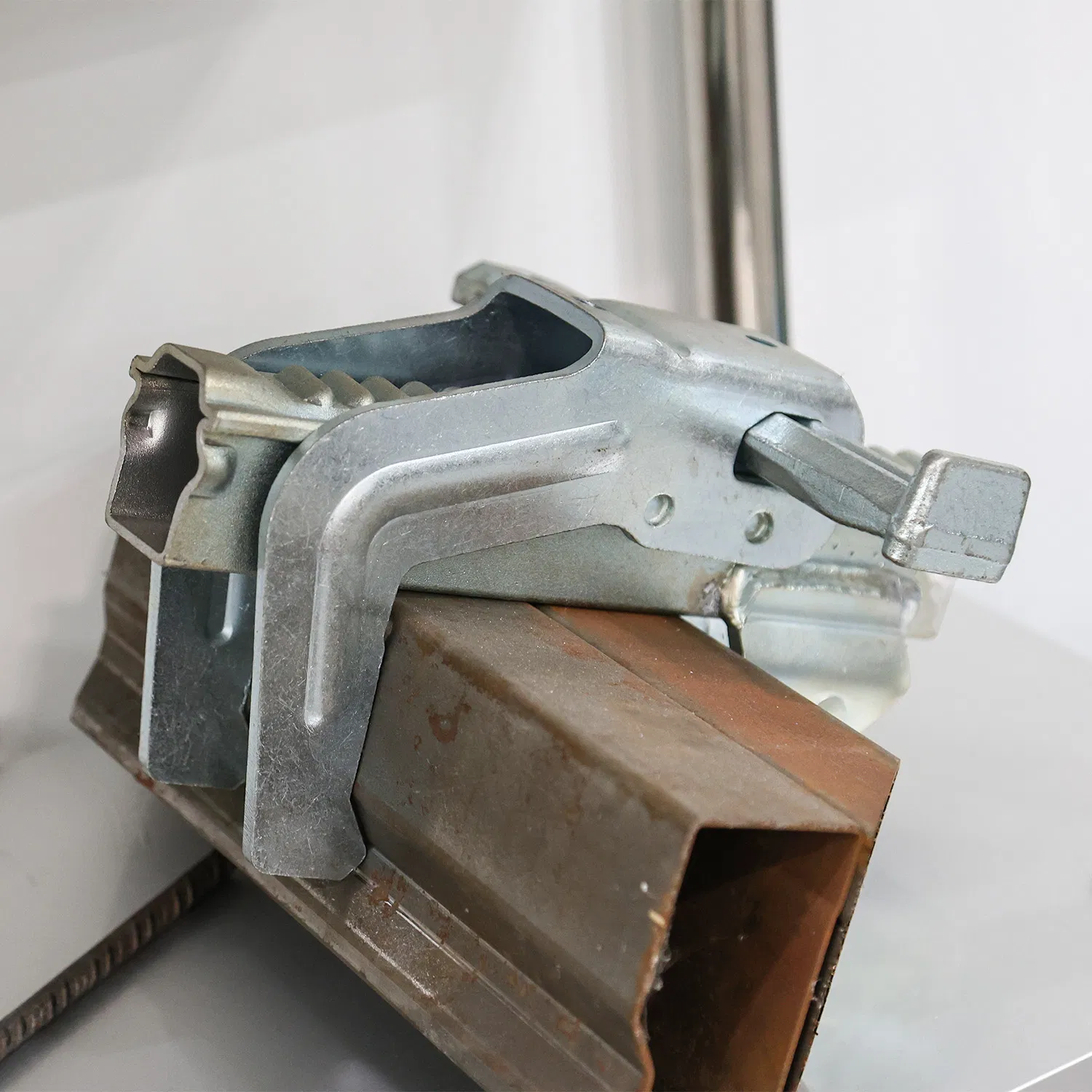 Types of Cuplock System Scaffolding Parts Accessories Bottom Cup Vaishnav CS1023 BS-1139 Industrial