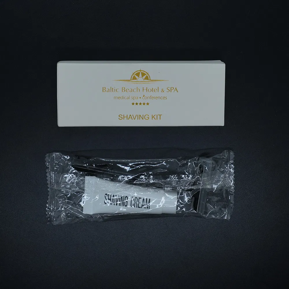 Shaving Hotel Razor in Box with Hotel Amenities for Guest Room