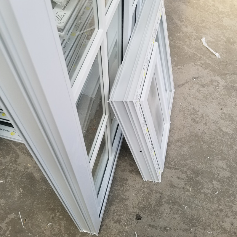 Экономичное раздвижное окно UPVC с декоративными решетками