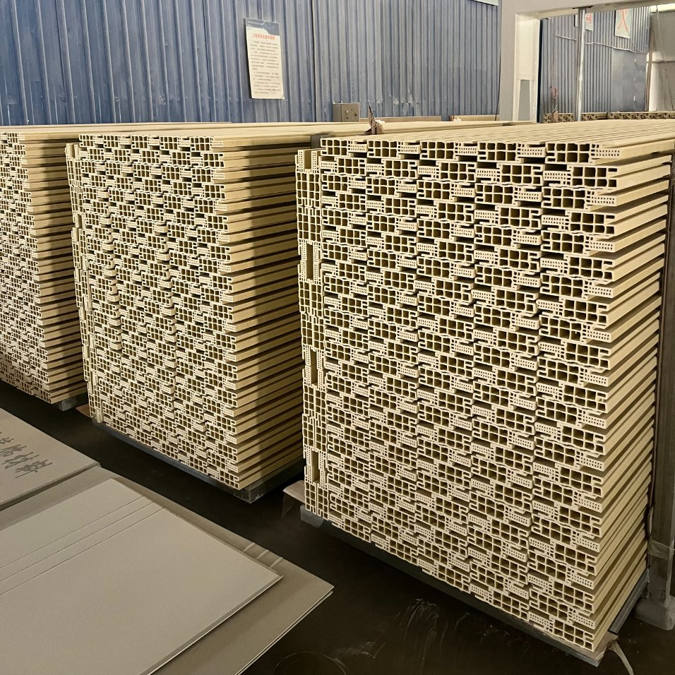 Eco-Friendly WPC Door Frame Trim for Global Shipping