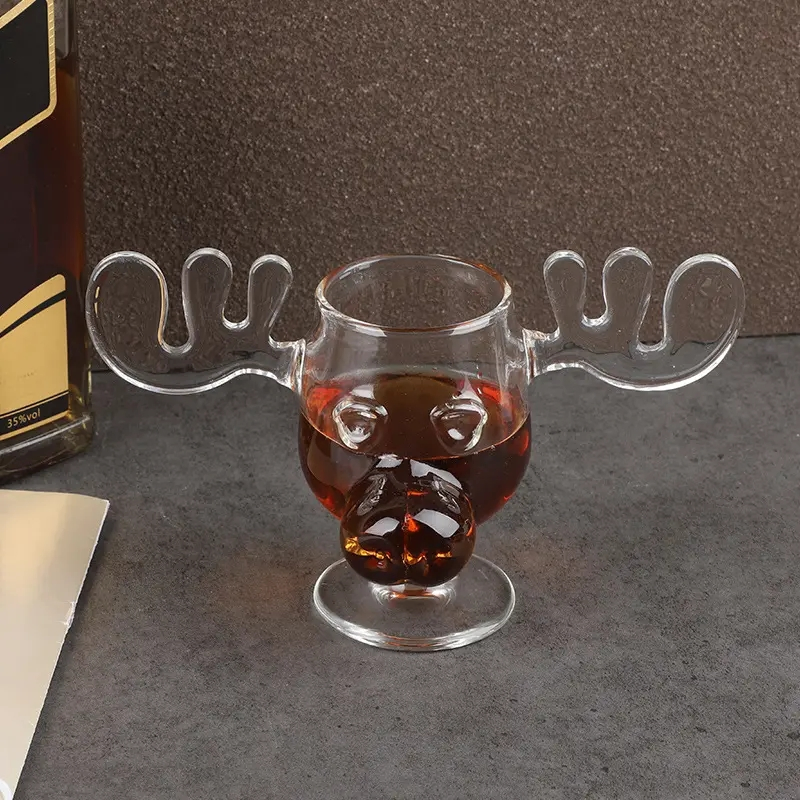 Бокал для вина с лосиными рогами из стекла