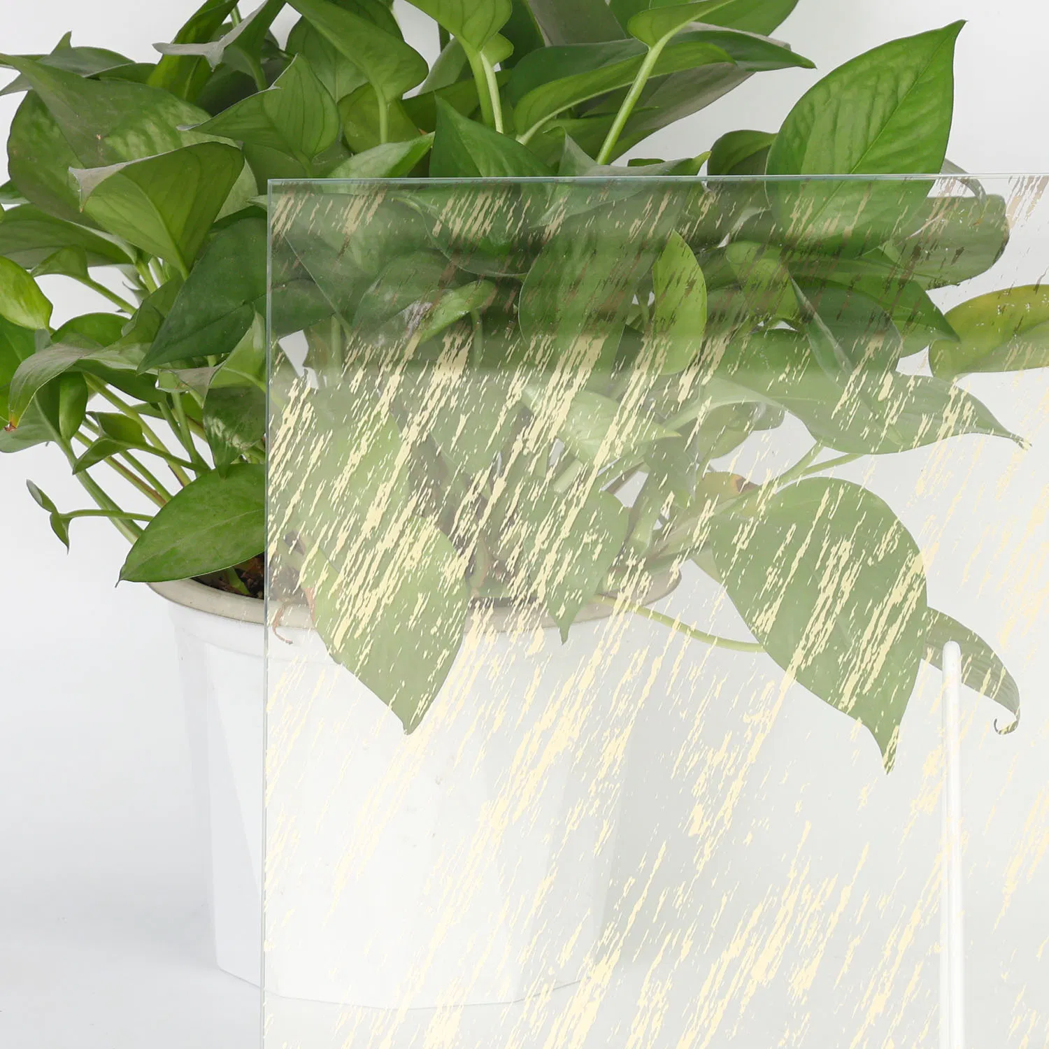 Elegant Acid-Teched Glass for Sophisticated Bathroom Glass Applications