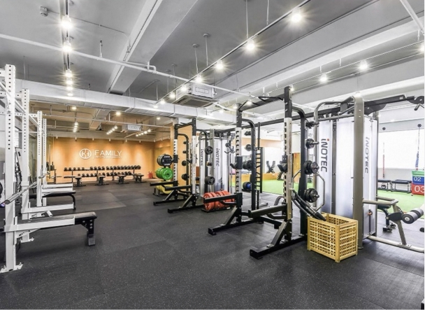 Heavy Duty Rubber Flooring Mat Anti-Vibration Anti-Slip Exercise Mats for Gym Equipment and Cushion for Workouts